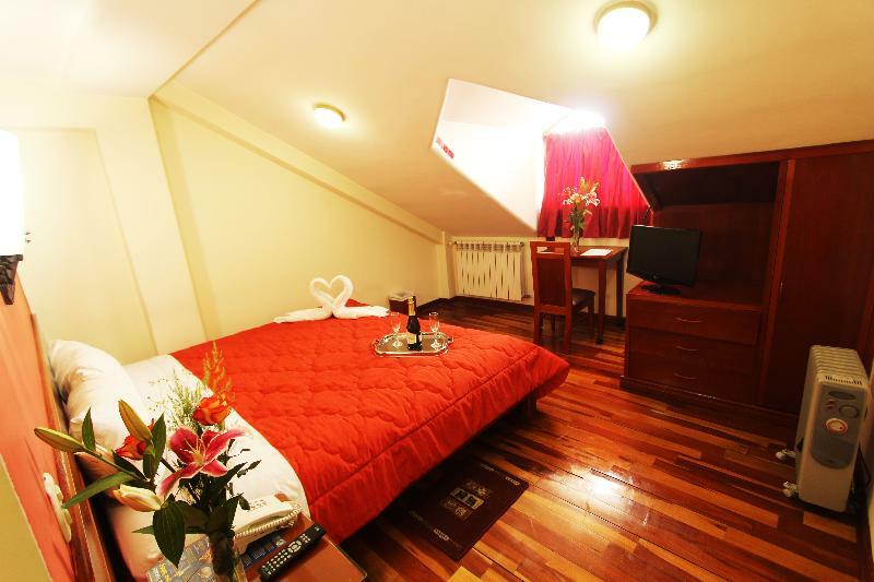 Hotel Kenamari Cusco 3*